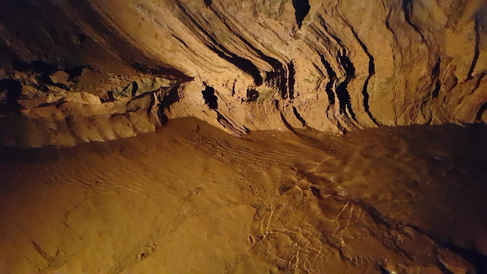 Découvrez la magie de la grotte Ondal en Corée du Sud | Secret World Trip Planner