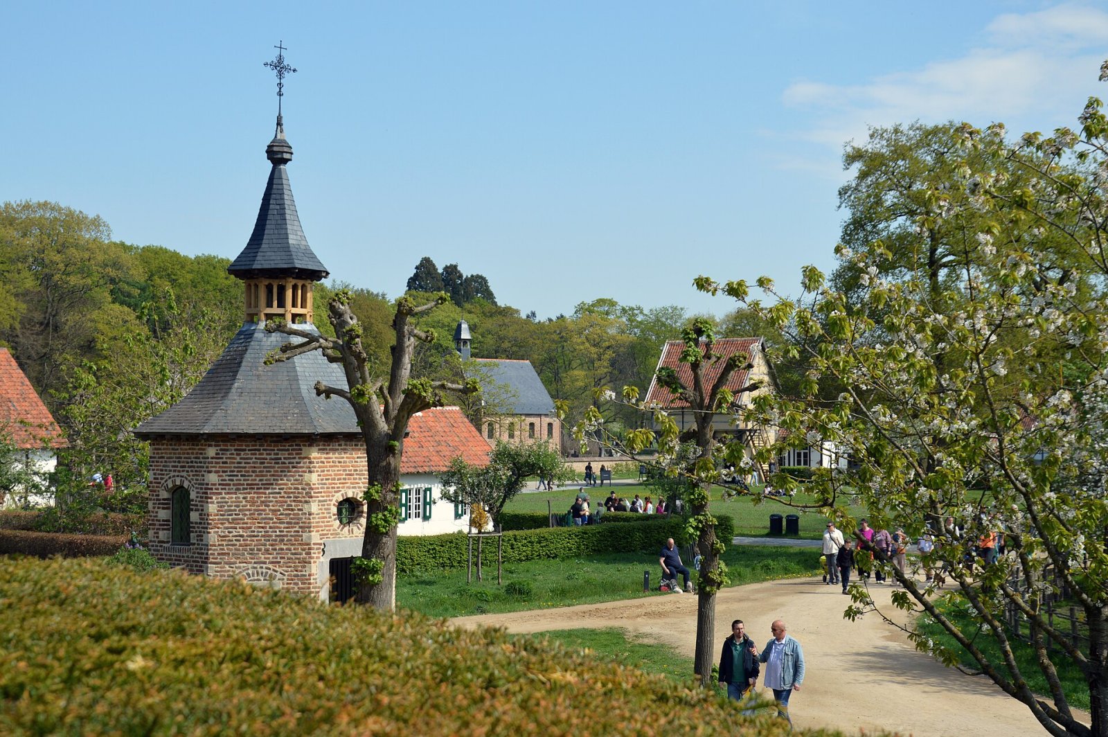 Descubra o Museu ao Ar Livre Bokrijk em Genk: uma viagem ao passado - Heiblok 11 | Secret World Trip Planner