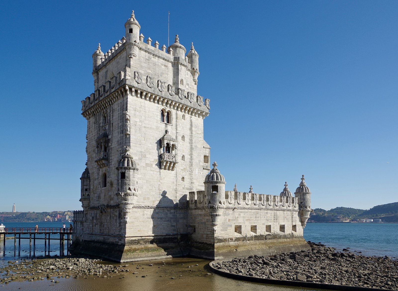 Découvrez la Tour de Belém : symbole de Lisbonne et de l'histoire maritime | Secret World Trip Planner