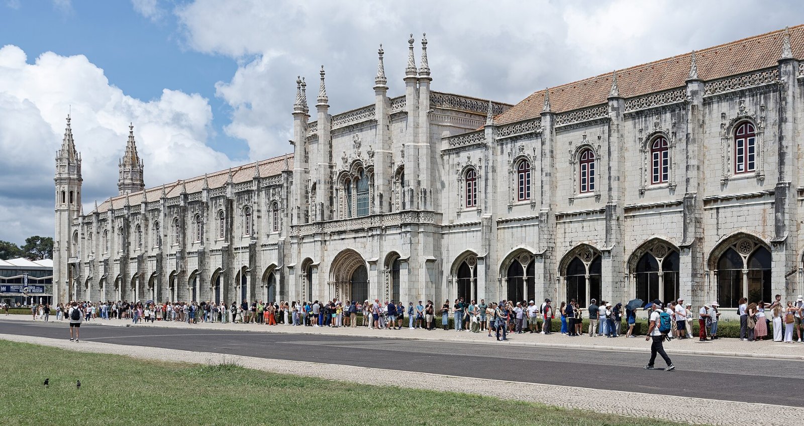 Scopri il Monastero dos Jerónimos a Lisbona | Secret World Trip Planner