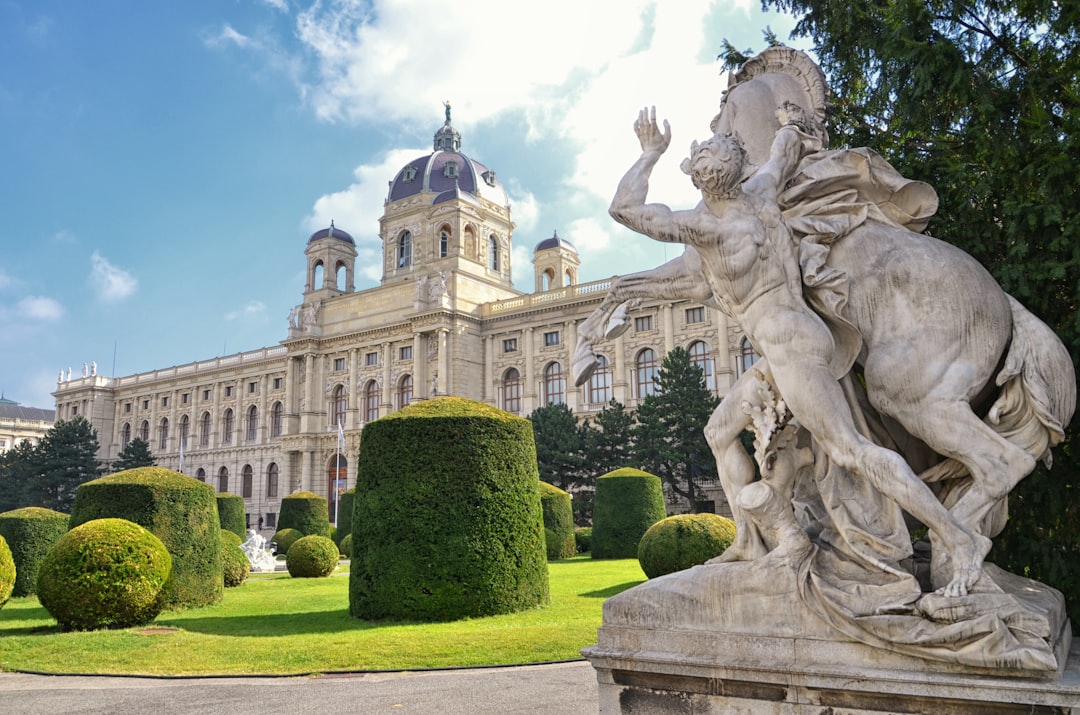 Откройте для себя Kunsthistorisches Museum в Вене: путешествие в искусство - Wien | Secret World Trip Planner