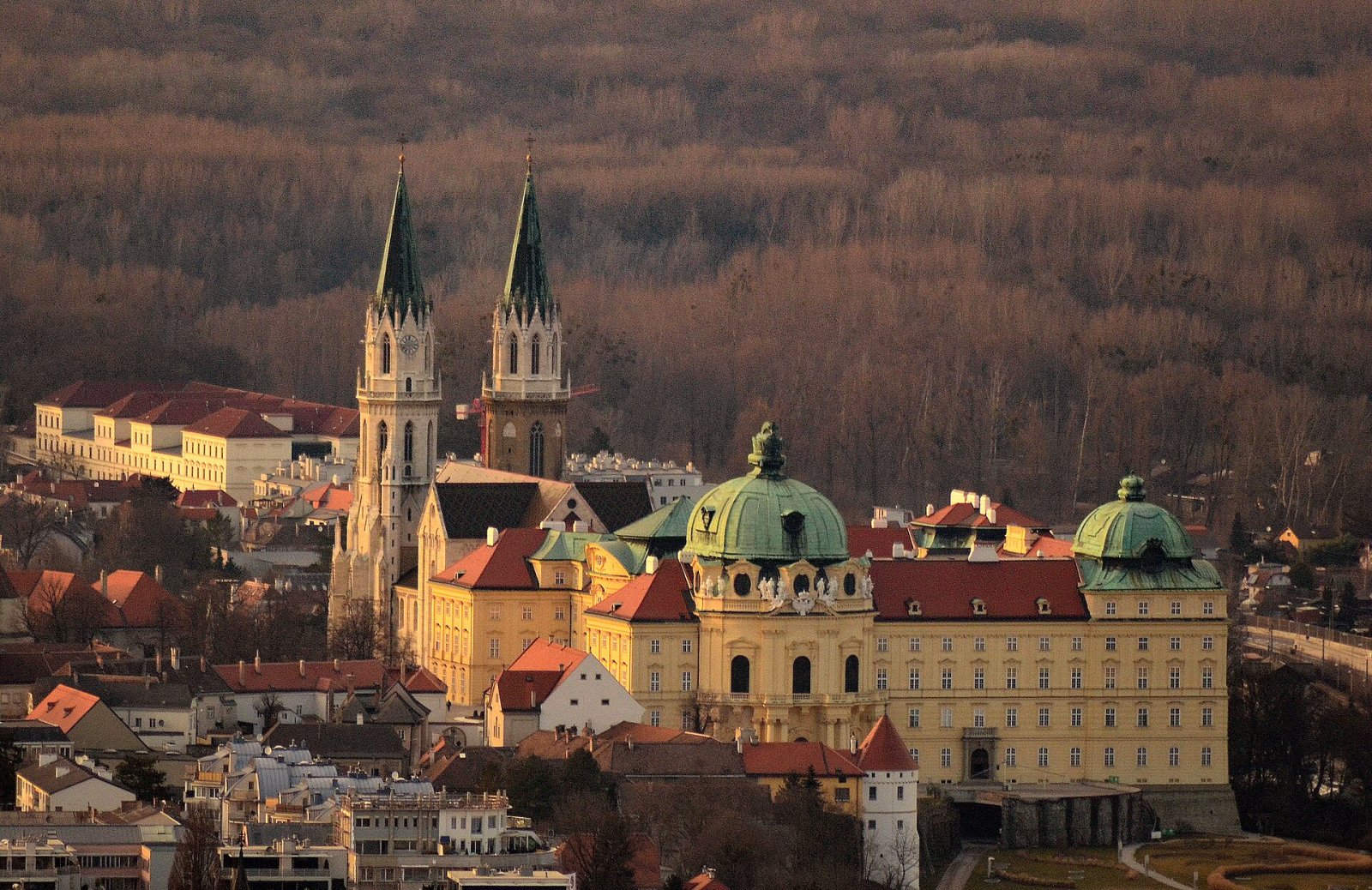클로스터너부르크 수도원: 역사와 아름다움 - Klosterneuburg | Secret World Trip Planner