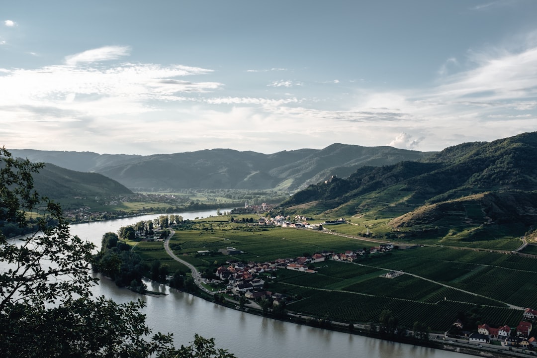 Scopri la Valle di Wachau: un gioiello dell'Austria - Mautern an der Donau | Secret World Trip Planner