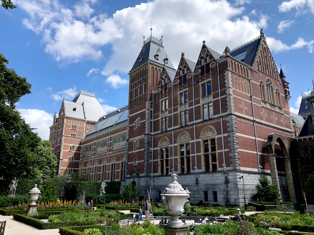 암스테르담의 문화 보물, 라이크스뮤지엄을 발견하세요 - Amsterdam | Secret World Trip Planner