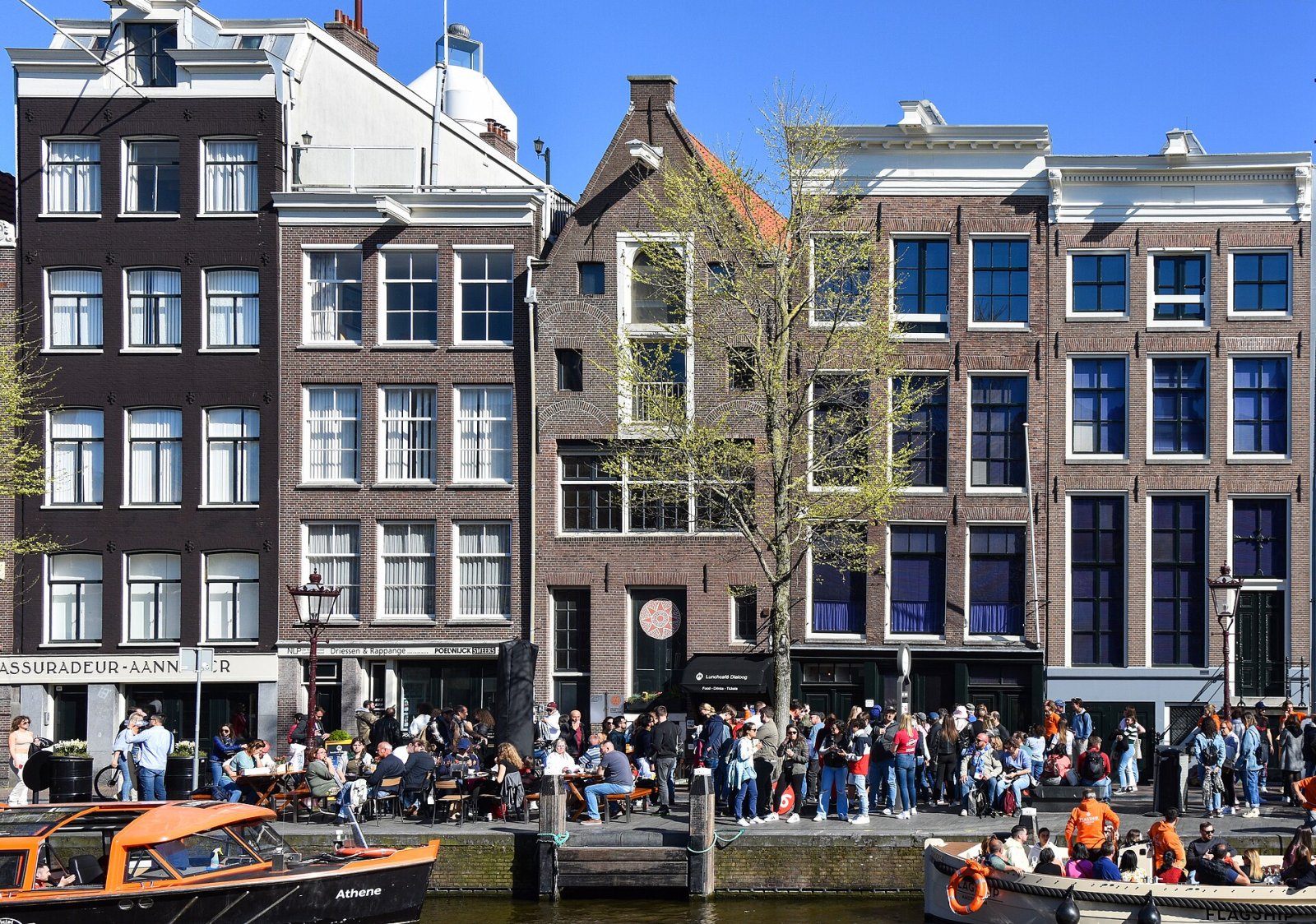 アンネ・フランクの家訪問：アムステルダムの歴史を旅する - Amsterdam | Secret World Trip Planner