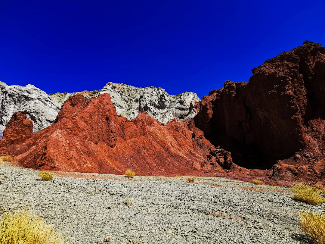 Scopri la Magia delle Grotte di Marmo in Cile - Chile Chico | Secret World Trip Planner