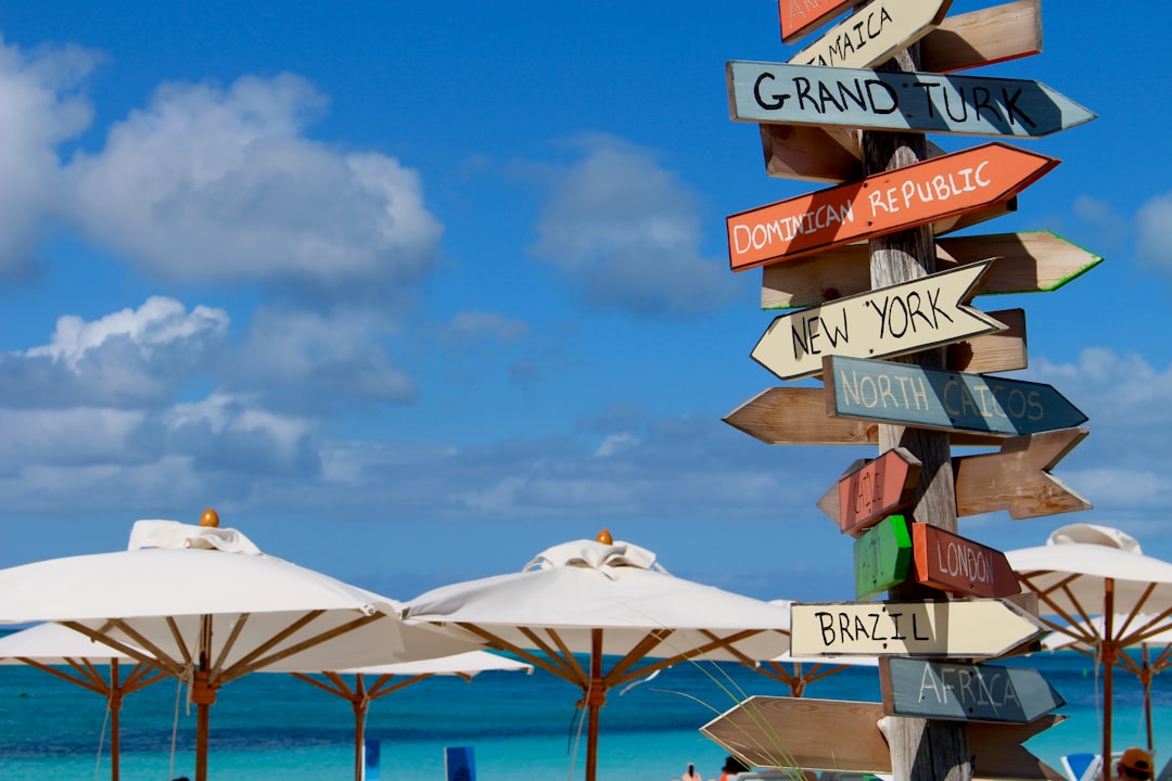 Грейс-Бей: Рай пляжей Теркс и Кайкос - Grace Bay TKCA 1ZZ | Secret World Trip Planner