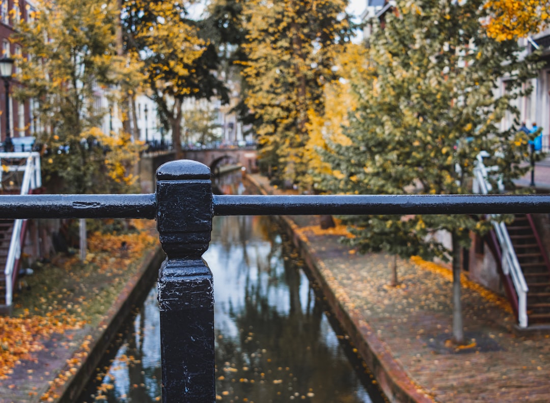 Descubra os Canais de Utrecht: Uma Viagem pela Cultura Holandesa - Utrecht | Secret World Trip Planner