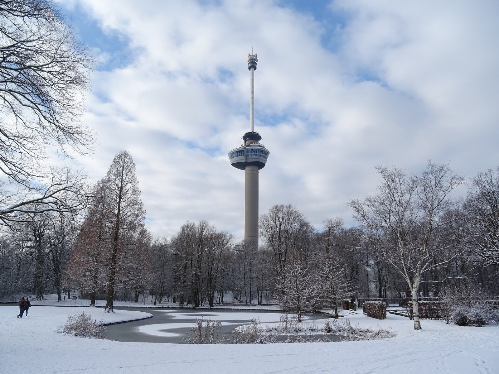探索鹿特丹的Euromast：难忘的体验 - Rotterdam | Secret World Trip Planner