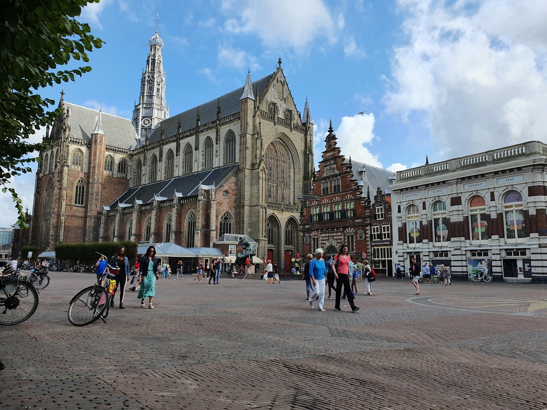 Scopri la Grande Chiesa di Haarlem: un tesoro culturale nei Paesi Bassi - Haarlem | Secret World Trip Planner