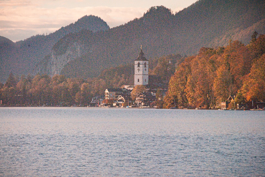 Откройте для себя красоту Вольфгангзее в Санкт-Вольфганге - Gschwand | Secret World Trip Planner