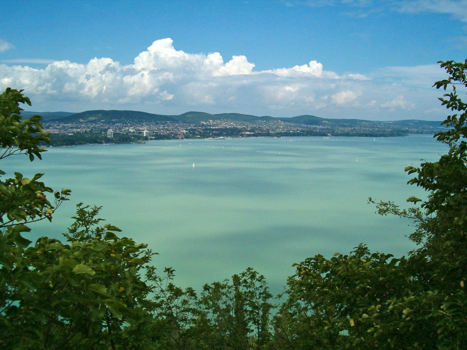 Откройте для себя озеро Балатон: природный рай в Венгрии - Balatonfüred | Secret World Trip Planner