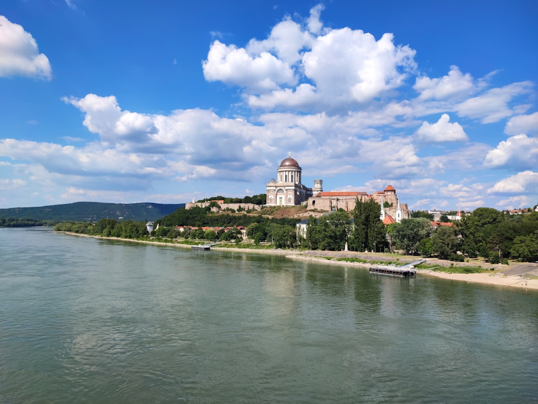 Esztergom 대성당: 헝가리의 문화 보물 - Esztergom | Secret World Trip Planner