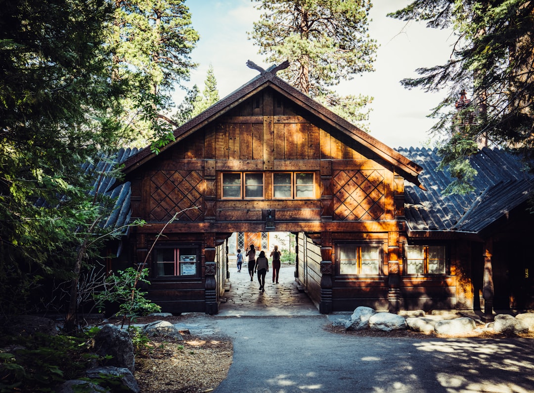Vikingsholm : un trésor architectural au lac Tahoe - Tahoma | Secret World Trip Planner