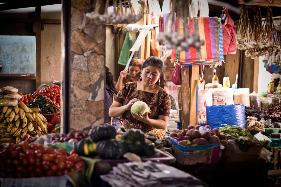 Chichicastenango Market: A Burst of Color and Culture — WVVQ+376