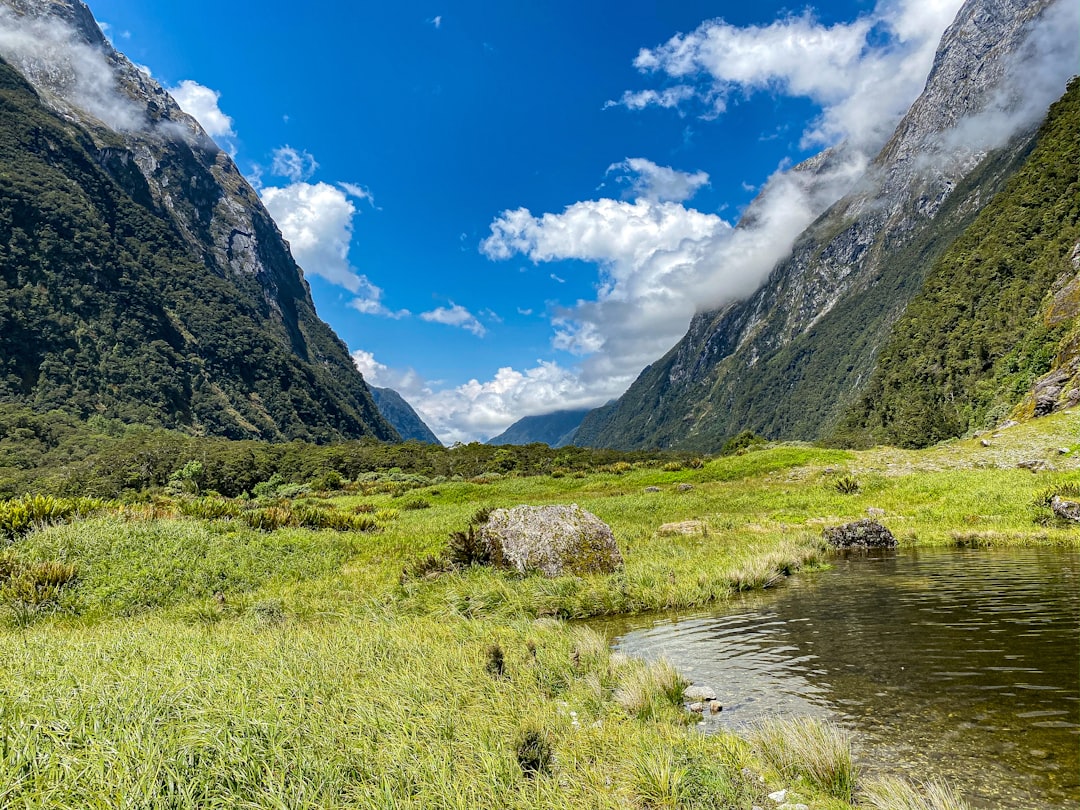 Milford Track: Il Sentiero dei Fiordi della Nuova Zelanda - Milford Track | Secret World Trip Planner
