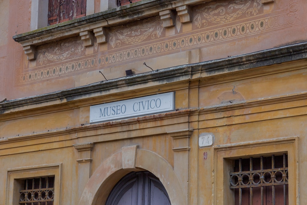 Descubra o Museu de Arte Sacra da Valle di Viù - c/o Chiesa parrocchiale di | Secret World Trip Planner