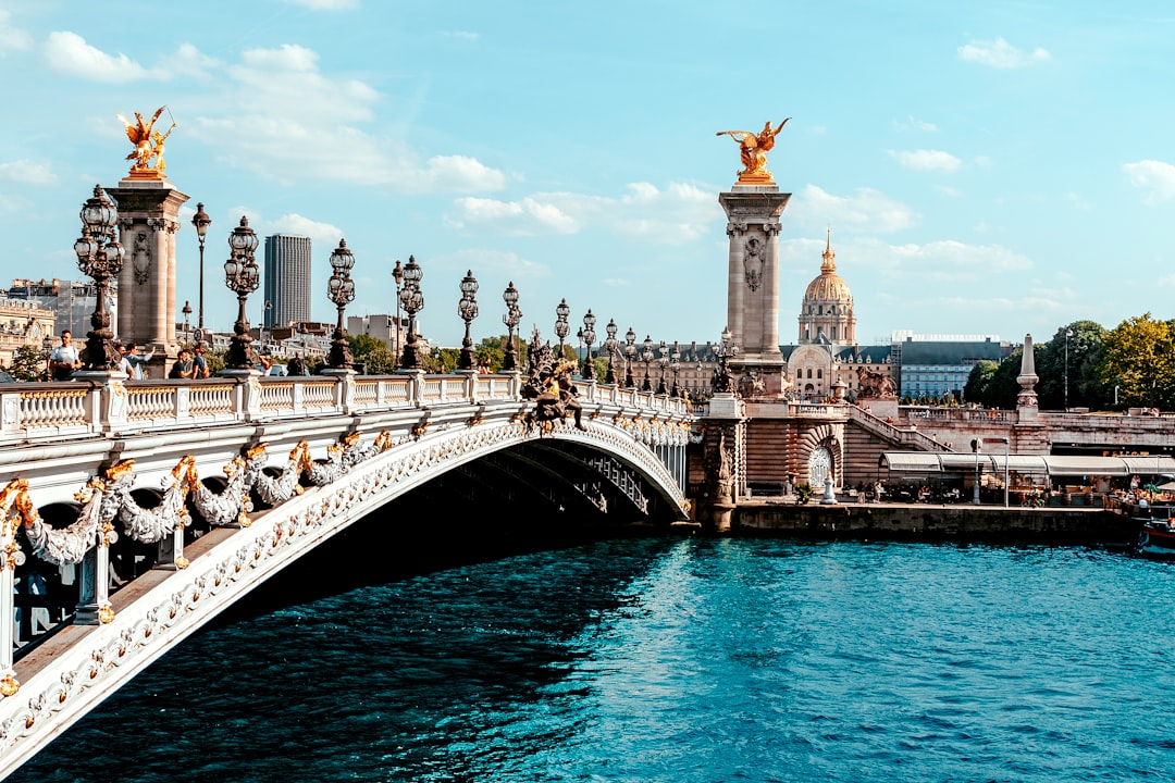 Ponte Alexandre III: Um Maravilha de Paris - Pont Alexandre III | Secret World Trip Planner