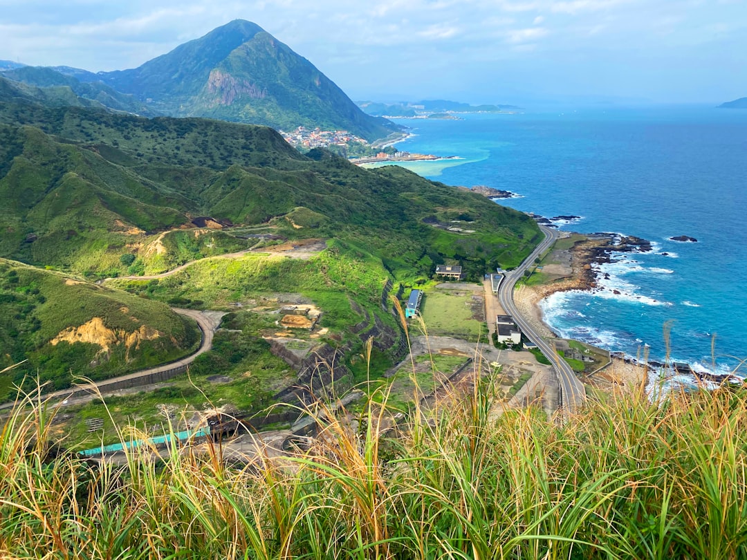 Découvrez la magie de 下橫坑山 : Un paradis naturel à Taïwan - Hualong Village | Secret World Trip Planner