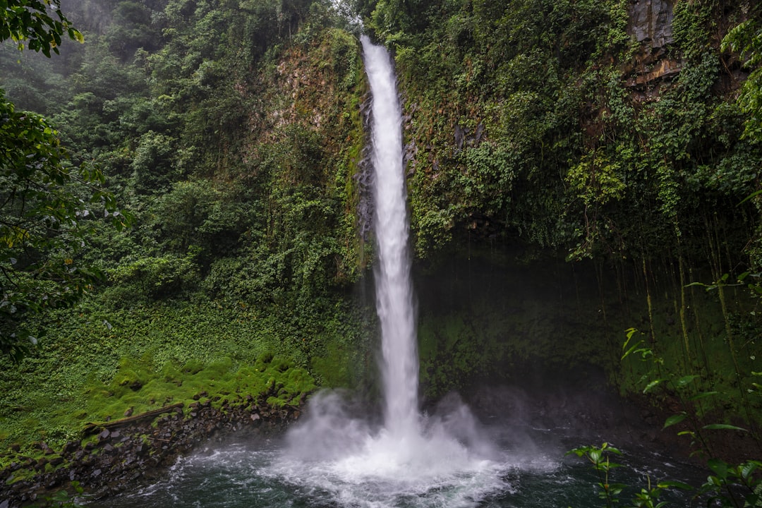 Cascate nascoste di Fortuna: un'oasi nel verde - Provincia di Alajuela | Secret World Trip Planner