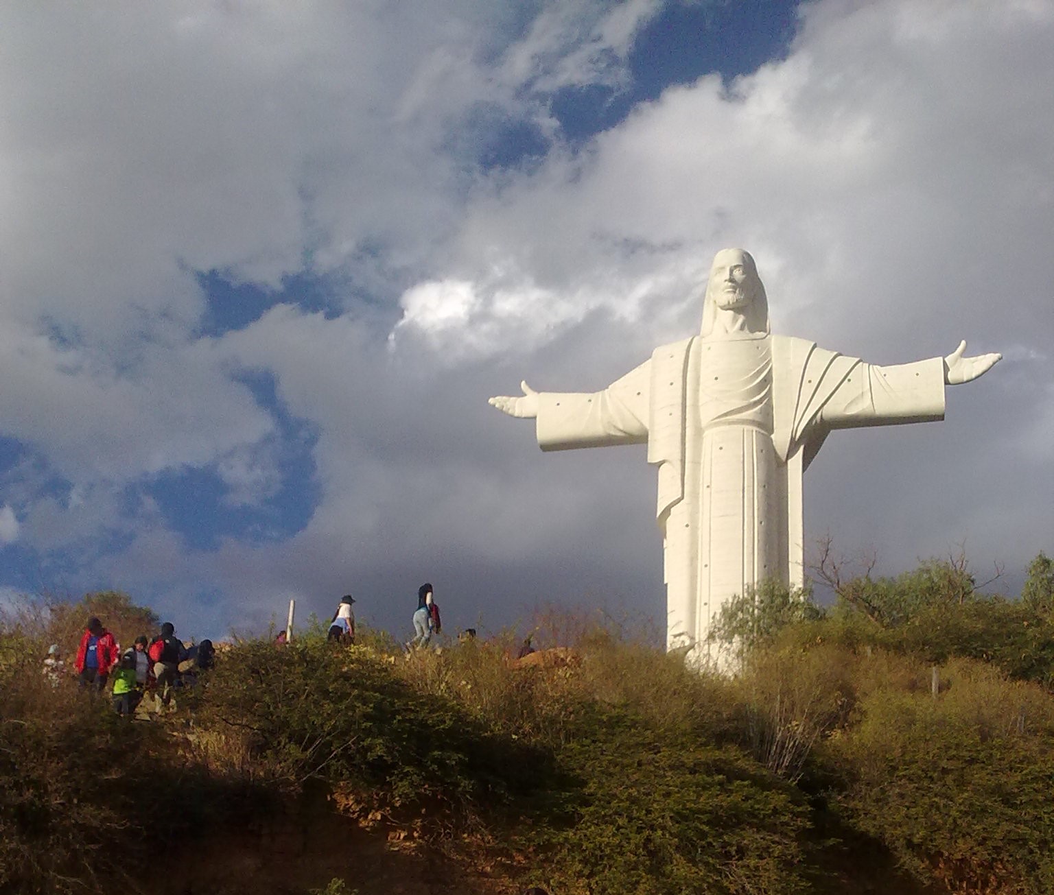 Cristo de la Concordia : un monument de foi et de beauté en Bolivie - Cochabamba | Secret World Trip Planner