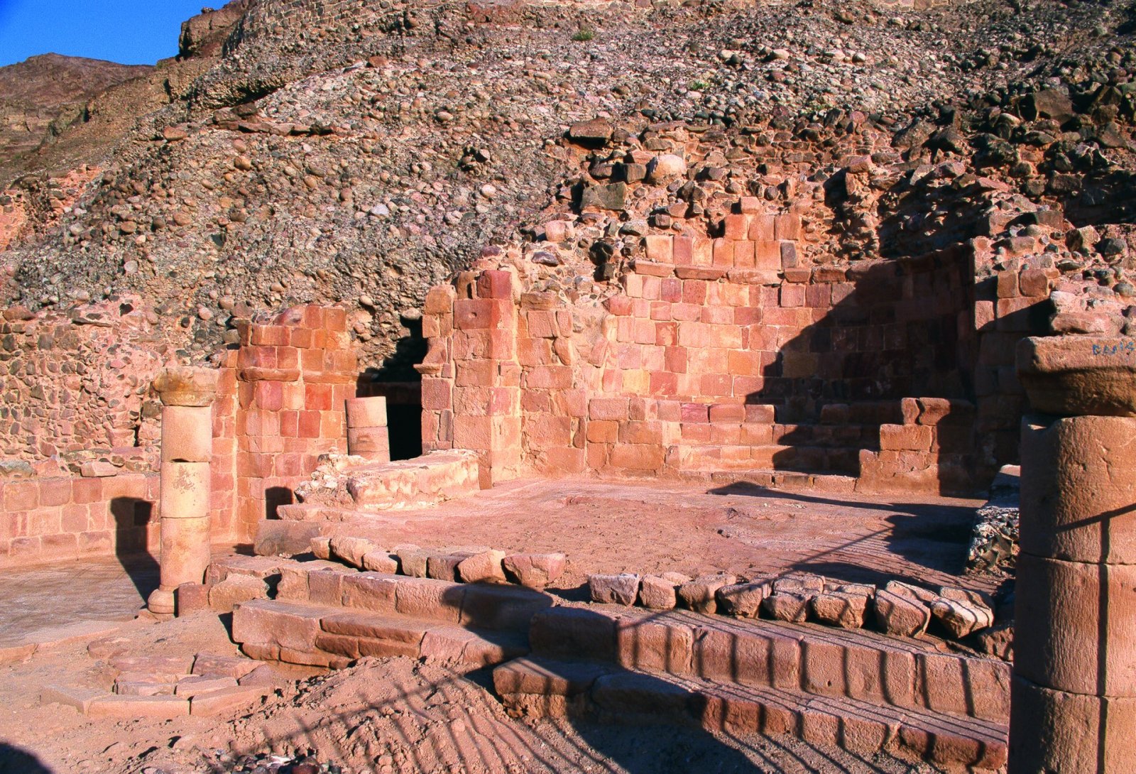 Explore Lot's Cave: A Journey Through Jordan's History - 2GW3+P4 Gawr as-Safi | Secret World Trip Planner