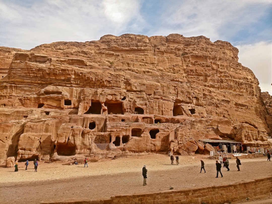 Entdecke Jabal al Burj: Ein Naturparadies in Jordanien - FXMX+CQ Aqaba | Secret World Trip Planner