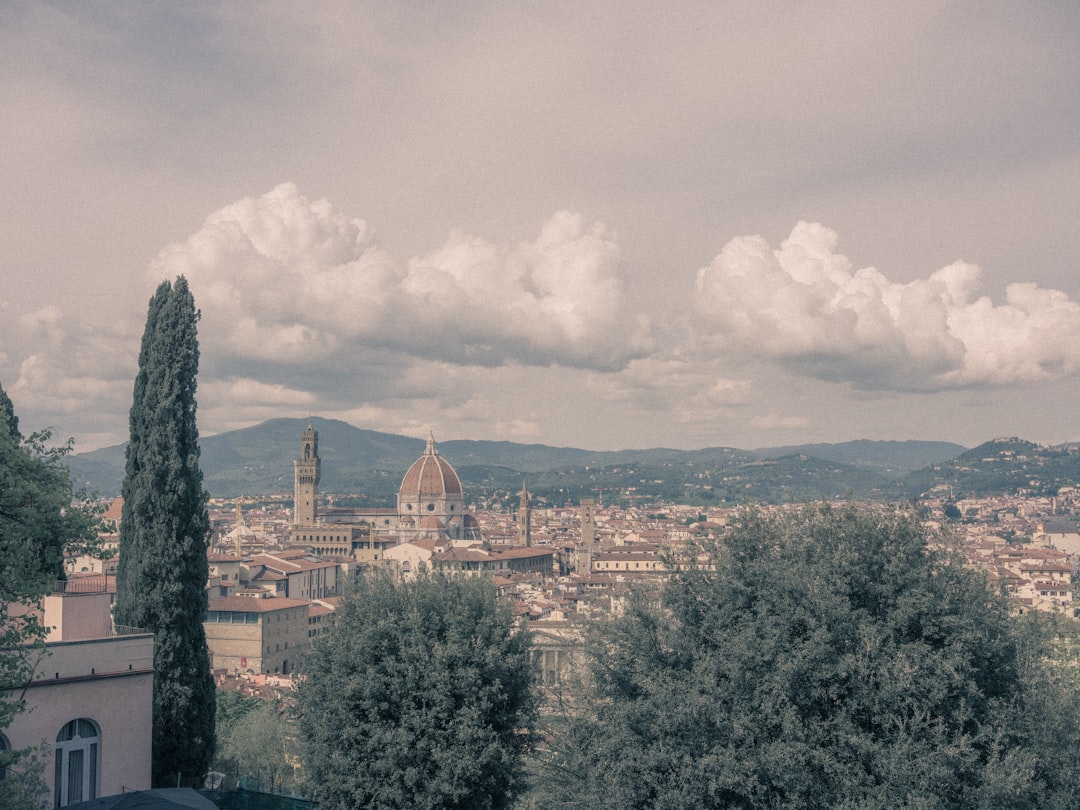 Secret World vs Wanderlog: Il Miglior Trip Planner per Firenze 2026 - Firenze | Secret World Trip Planner
