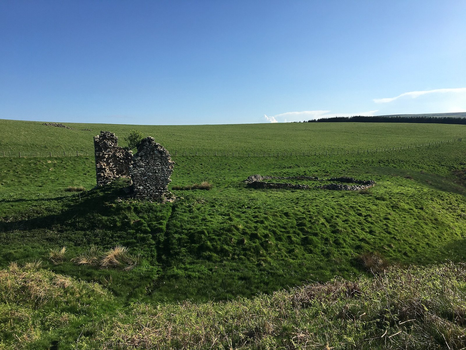 Esplorando Gamelshiel Castle: un tesoro della Scozia - VCGQ+2G Duns | Secret World Trip Planner