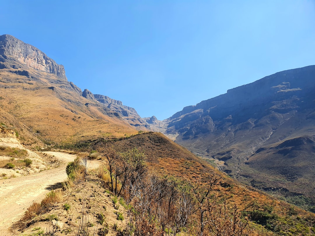 Sani Pass: La Magia della Natura Sudafricana - Sani Pass | Secret World Trip Planner