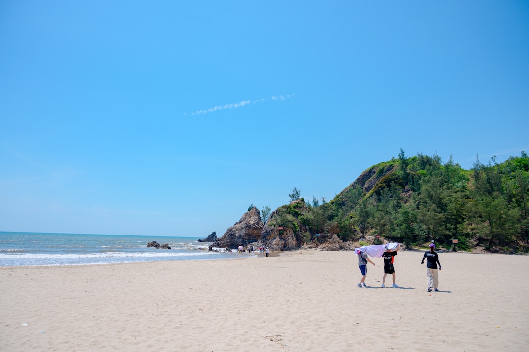 Plage de Bãi Xếp : Un Paradis Caché au Vietnam - Quy Nhơn Nam | Secret World Trip Planner
