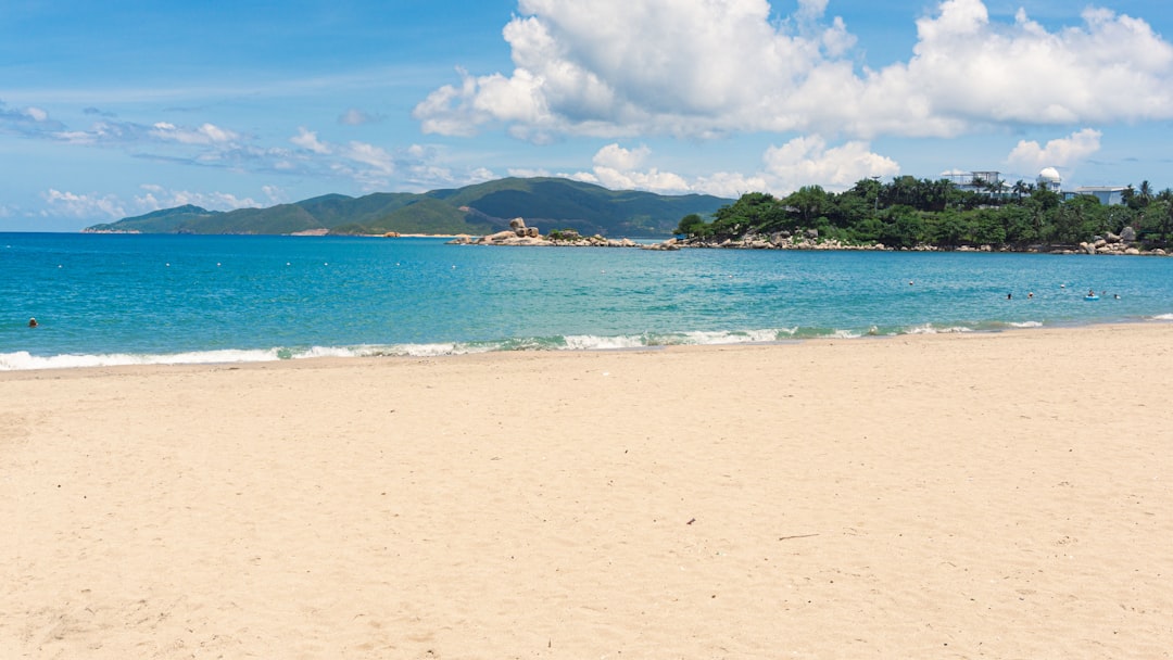 Praia Bãi Xếp: Um Paraíso Escondido no Vietnã - Quy Nhơn Nam | Secret World Trip Planner
