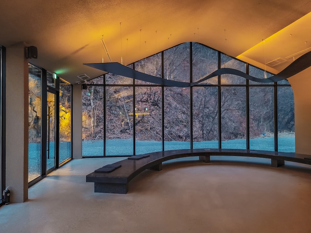 Descubre las Maravillas de 7132 Therme en Vals - Poststrasse 560 | Secret World Trip Planner