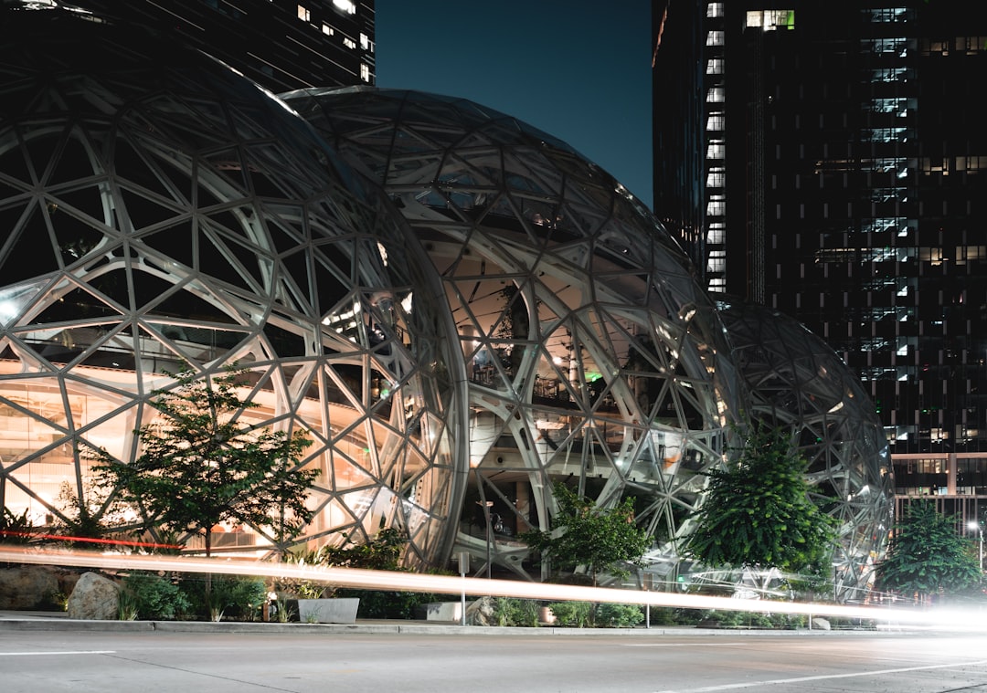 Les Sphères : Une Oasis d'Art et de Nature à Seattle - Seattle | Secret World Trip Planner