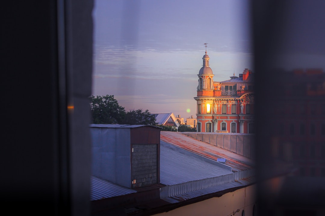 Discover the Hermitage: An Artistic Journey in St. Petersburg - Sankt-Peterburg | Secret World Trip Planner