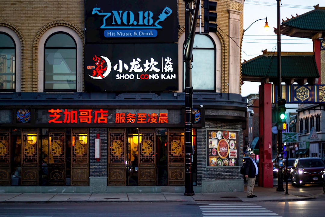 Kiss the Cook BBQ: A Love Icon in Chicago - Chicago | Secret World Trip Planner