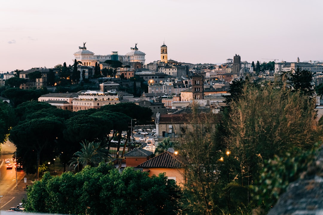 Planejador de Viagens AI: Mundo Secreto em Roma 2026 - Roma | Secret World Trip Planner