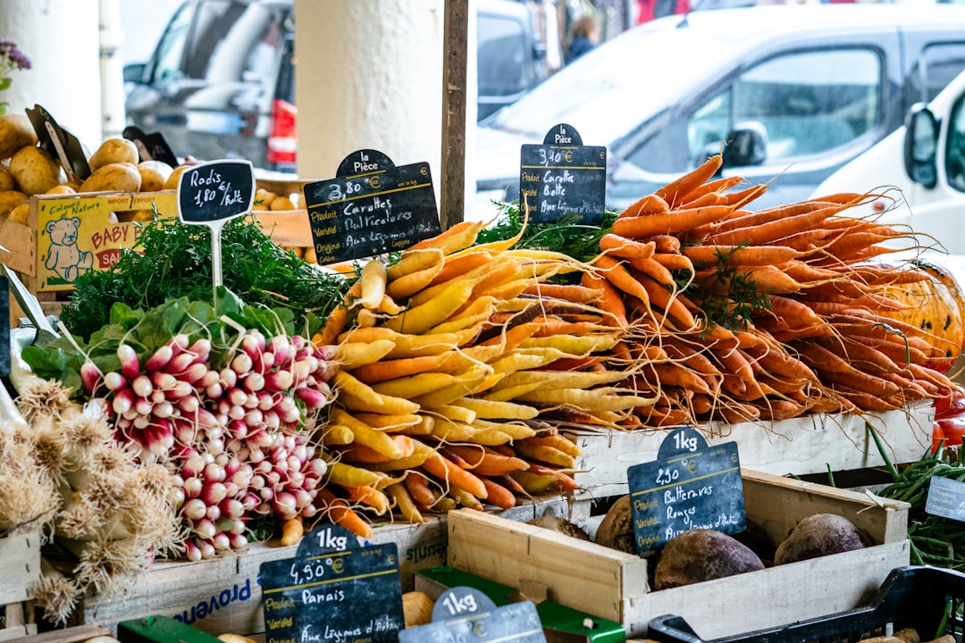 Discover the Flavors of Marché des Halles in La Roche-sur-Yon - Pl. du Marché | Secret World Trip Planner