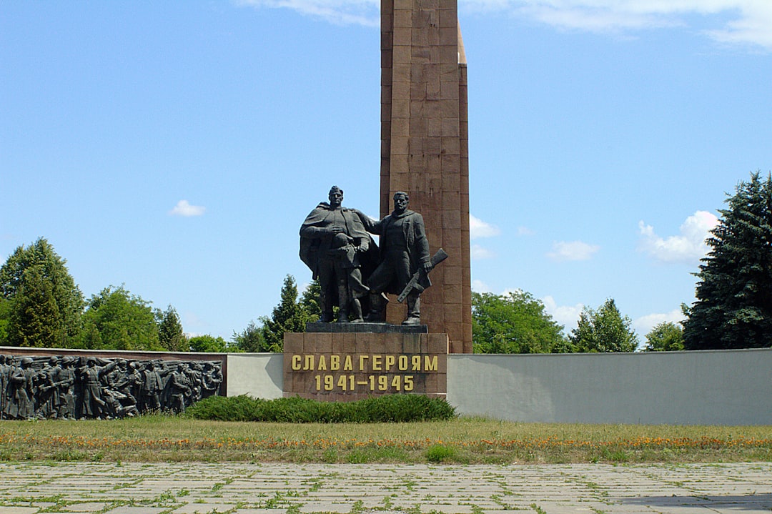 Il Monumento di Tjentiste: Arte e Memoria in Bosnia - 8MWP+CPP | Secret World Trip Planner