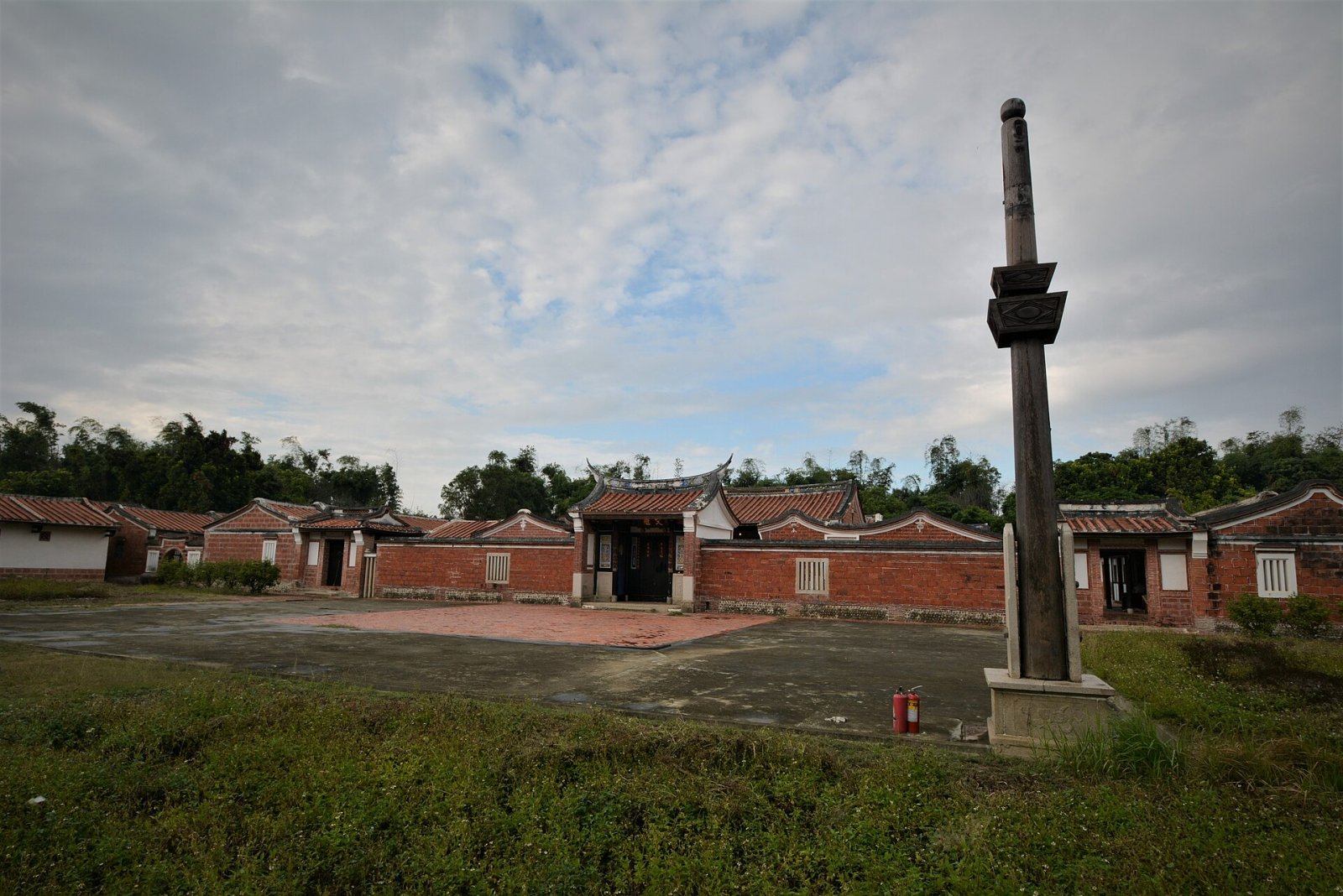 Descubra a Majestosa História da 馬興陳宅 em Taiwan — Maxing Village