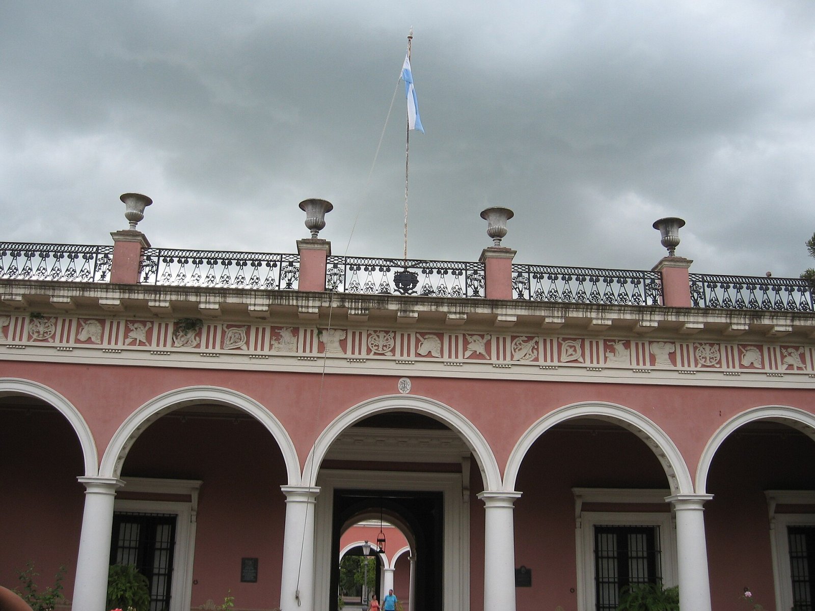 Откройте для себя дворец Сан-Хосе: культурное сокровище Аргентины - Palacio San Jose | Secret World Trip Planner