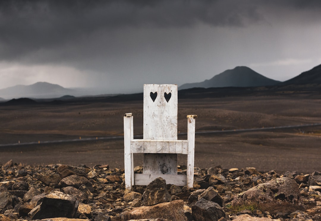 La Sedia del Gigante: Arte e Natura a Dufftown - Dufftown | Secret World Trip Planner
