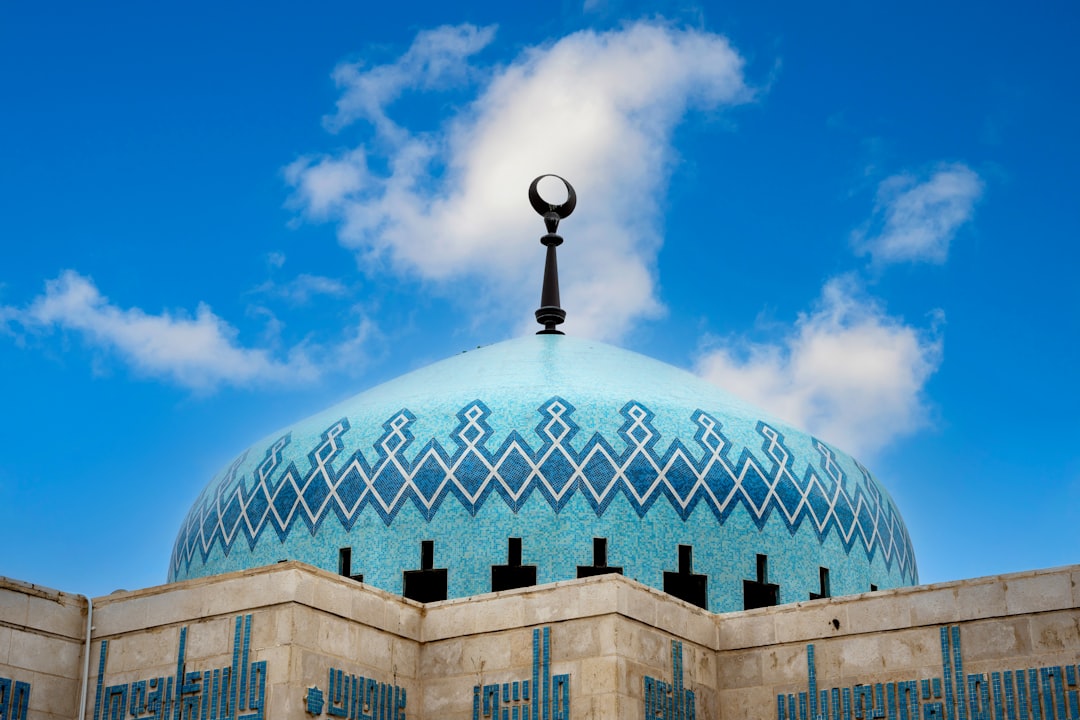 Scopri la Moschea Ali bin Abi Talib in Giordania — الشارع الرئيسي 21710