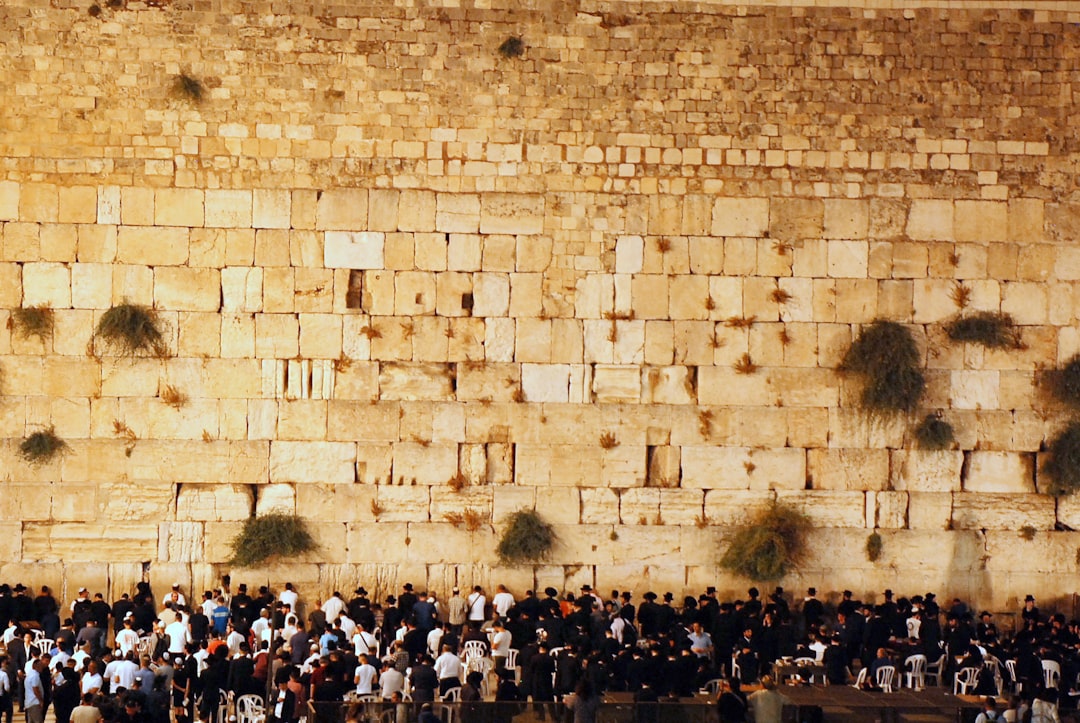 Западная стена: Священность и История Иерусалима - The Western Wall | Secret World Trip Planner