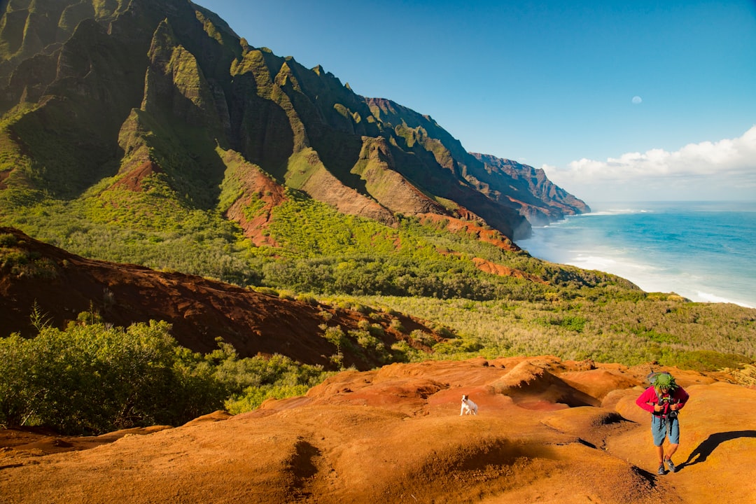 カララウトレイルを発見：自然の中のトレッキング - Kalalau Trail | Secret World Trip Planner
