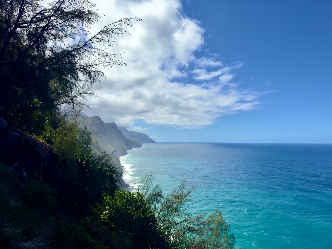 カララウトレイルを発見：自然の中のトレッキング - Kalalau Trail | Secret World Trip Planner