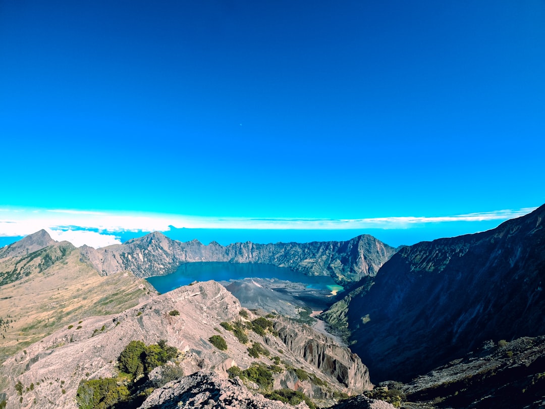 Trekking Sembalun Rinjani: An Incredible Adventure - Kabupaten Lombok Timur | Secret World Trip Planner