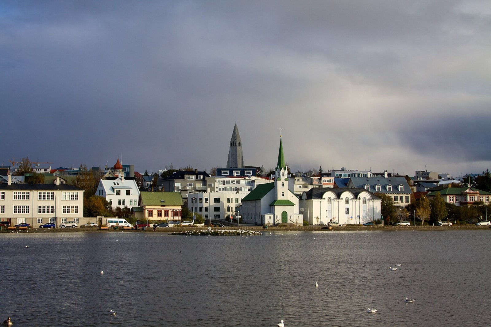 アイスランド国立美術館を発見：レイキャビクの文化的宝物 - Reykjavík | Secret World Trip Planner
