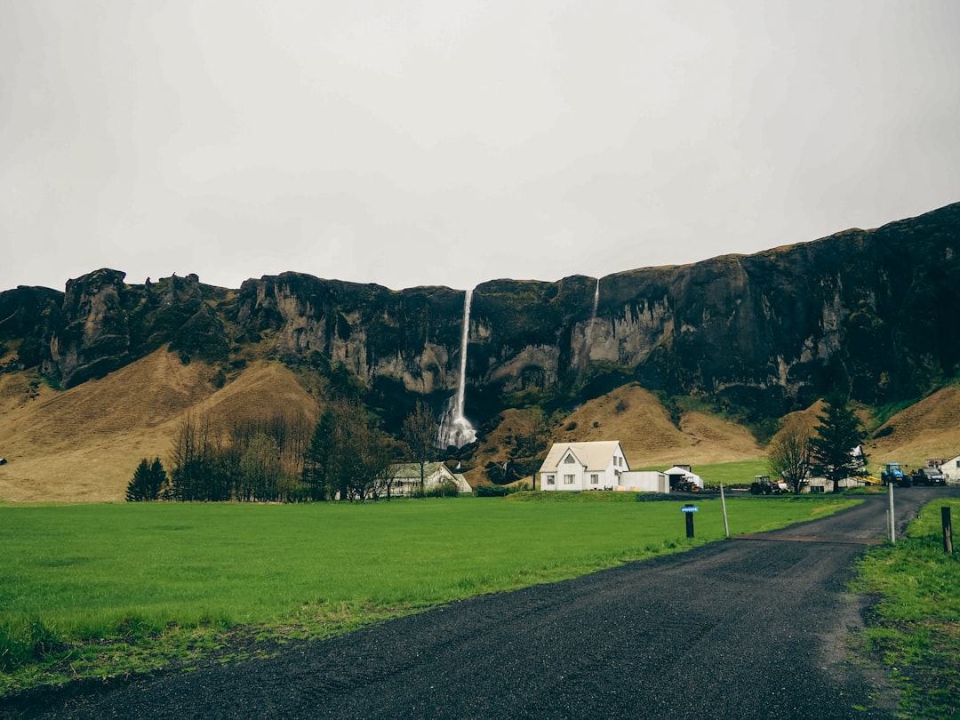 Découvrez Gljúfrasteinn : La Maison-Musée de Halldór Laxness - Mosfellsdalur | Secret World Trip Planner