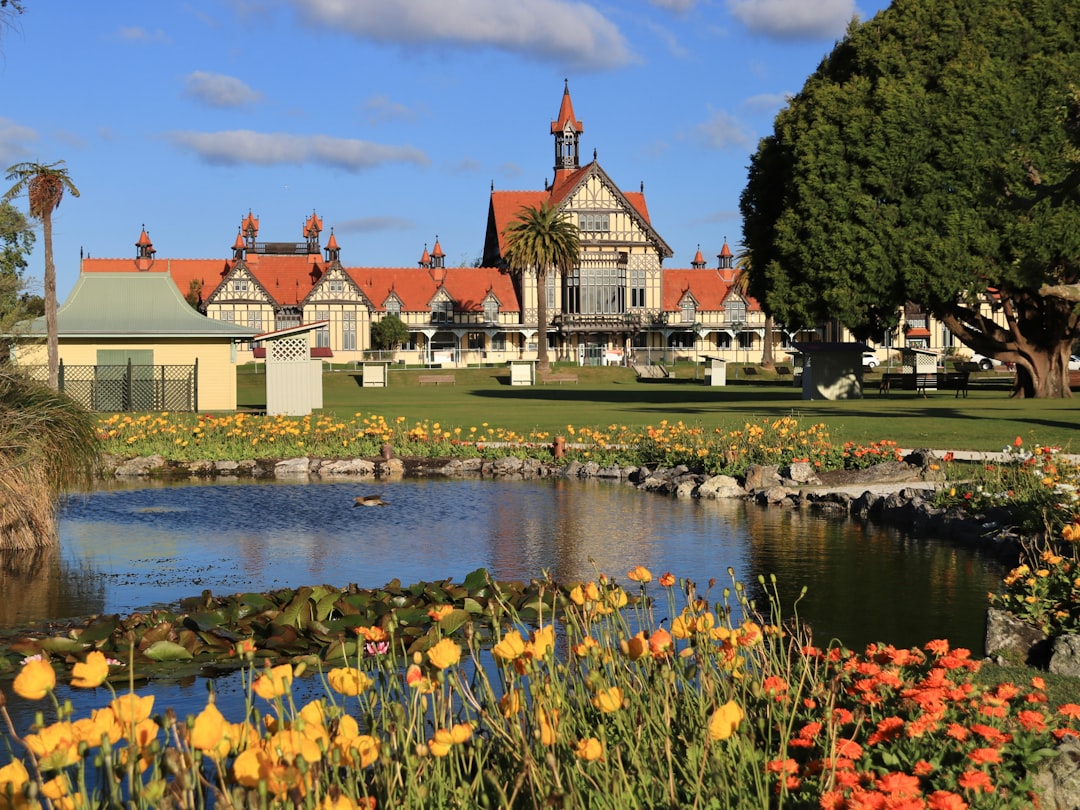 Entdecken Sie das Südafrikanische Kriegsdenkmal in Rotorua - Rotorua | Secret World Trip Planner